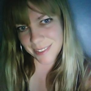 Meet your Posher, Jenelle